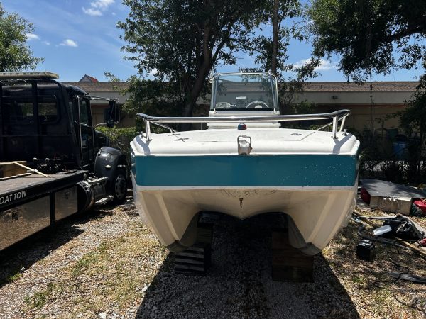 2007 M2 Catamaran 21'