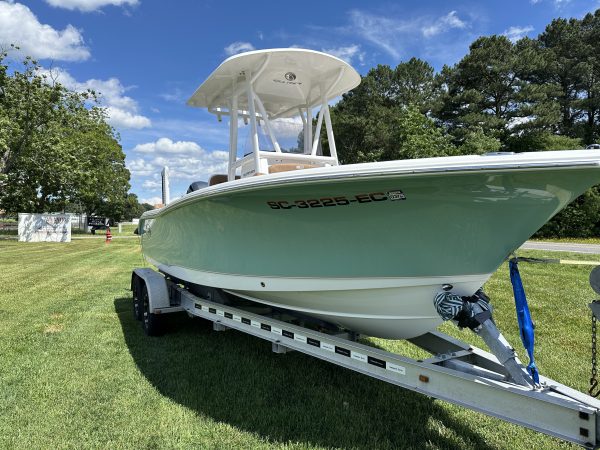 SOLD.  2023 SEA HUNT 21' - Image 8