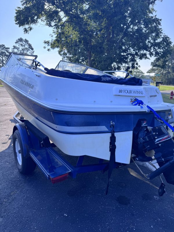 2003 Four Winns Freedom 180-18' - Image 14