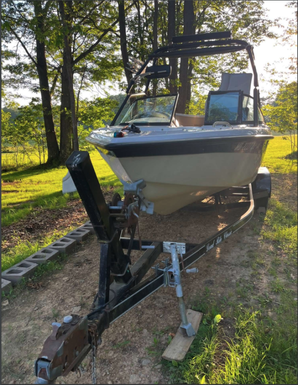 2000 Correct Craft Nautique 21' - Image 6